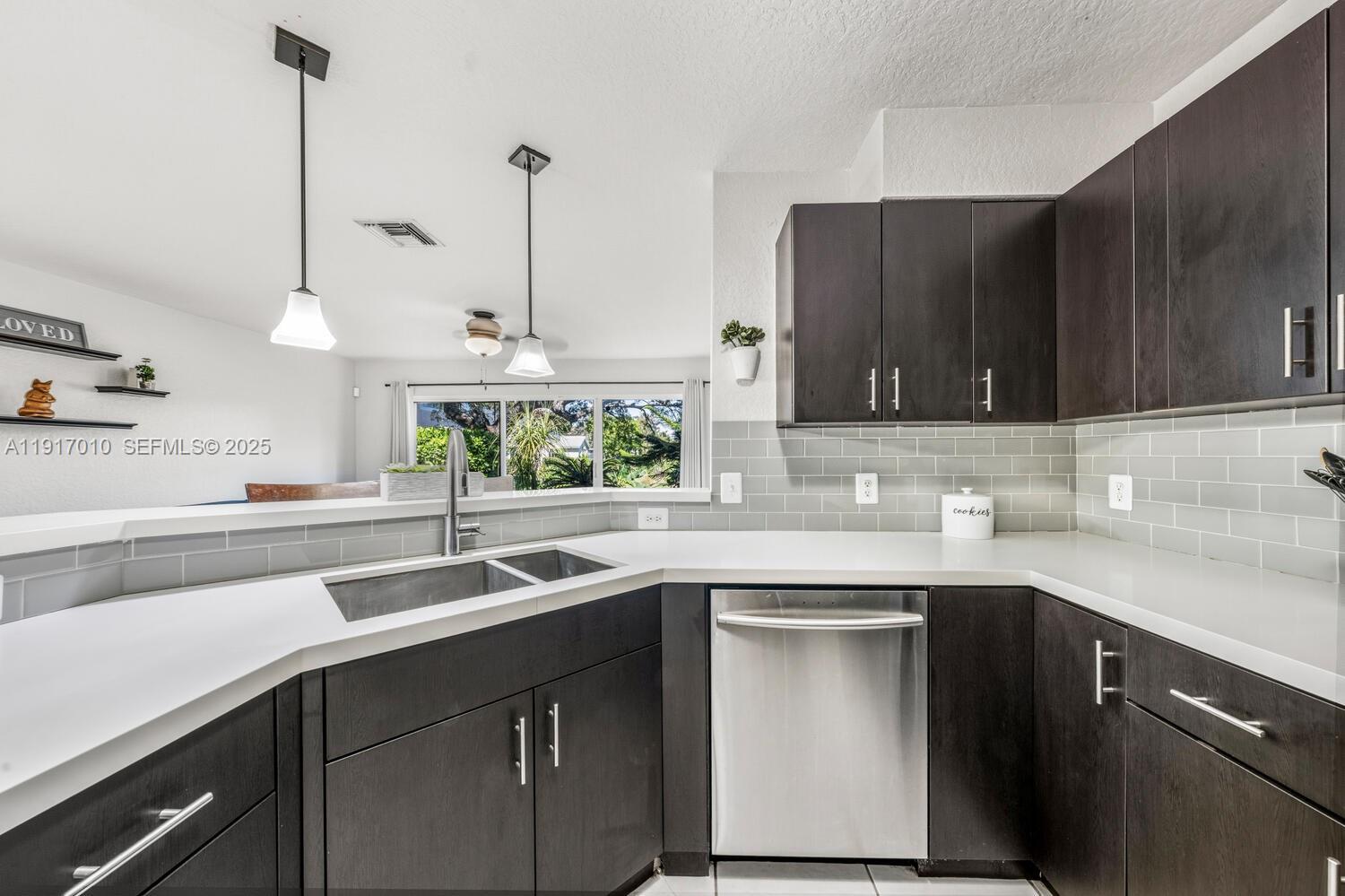 8945 NW 38th Drive 17