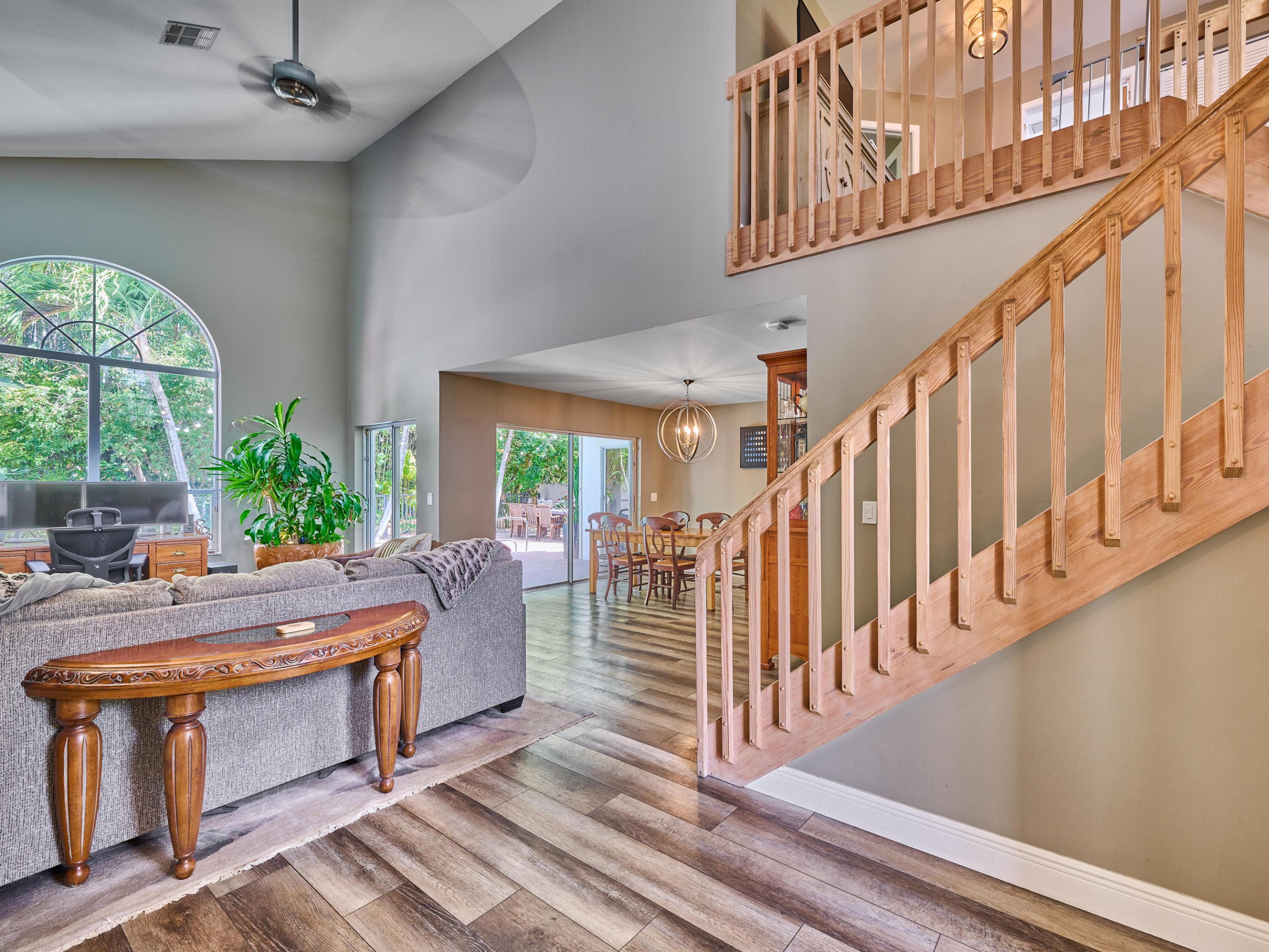 10414 Buena Ventura Drive