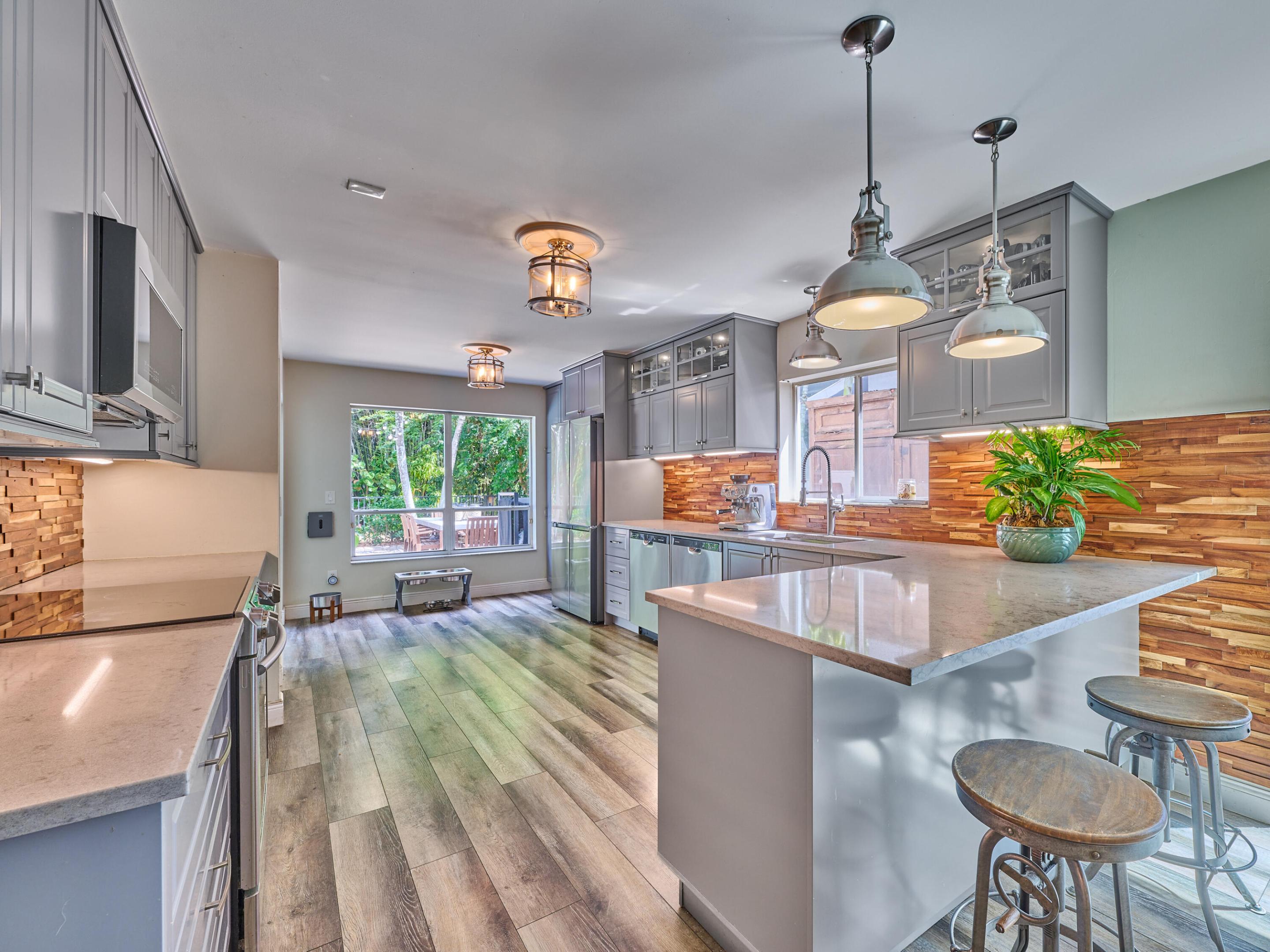 10414 Buena Ventura Drive