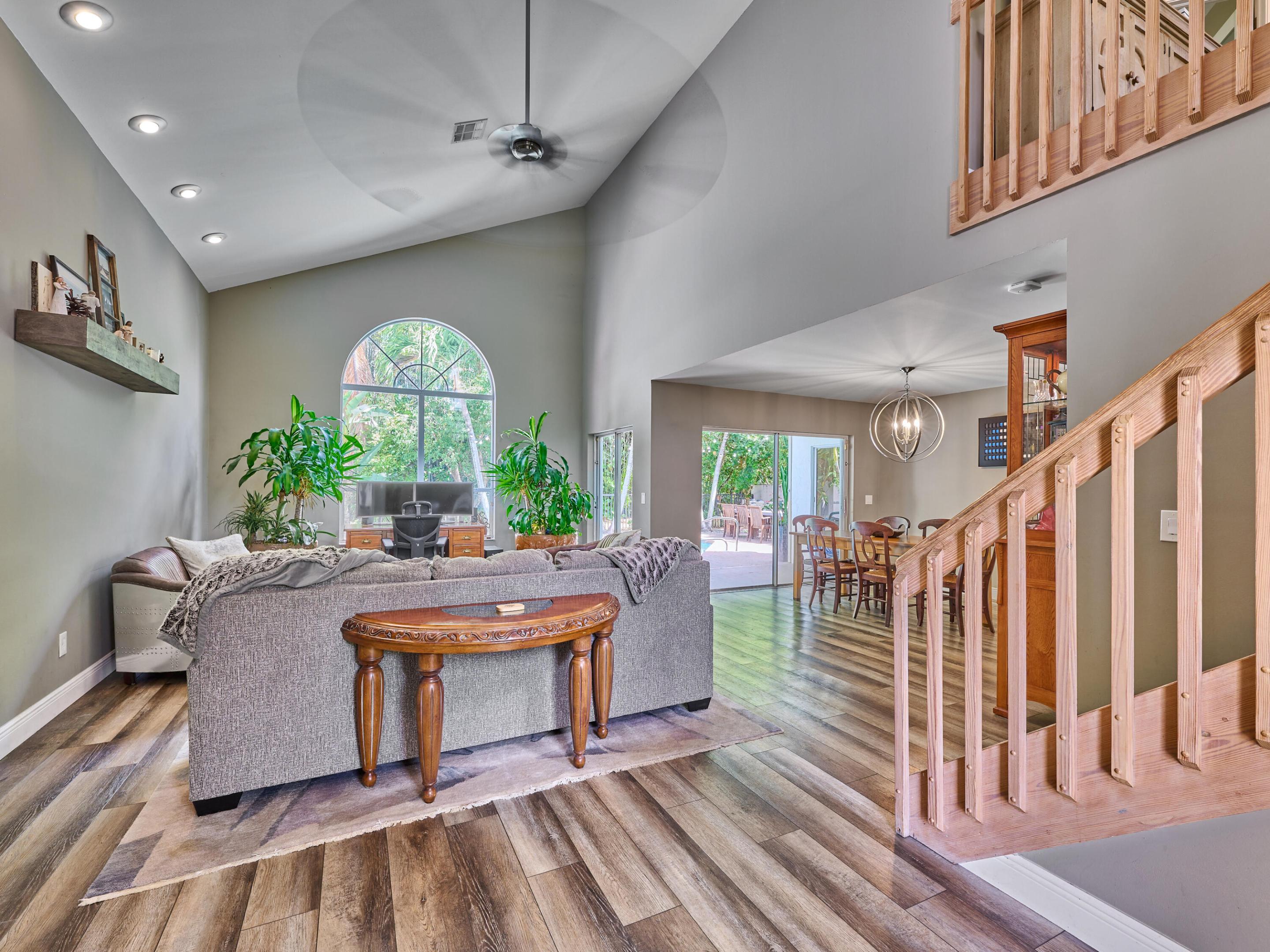 10414 Buena Ventura Drive