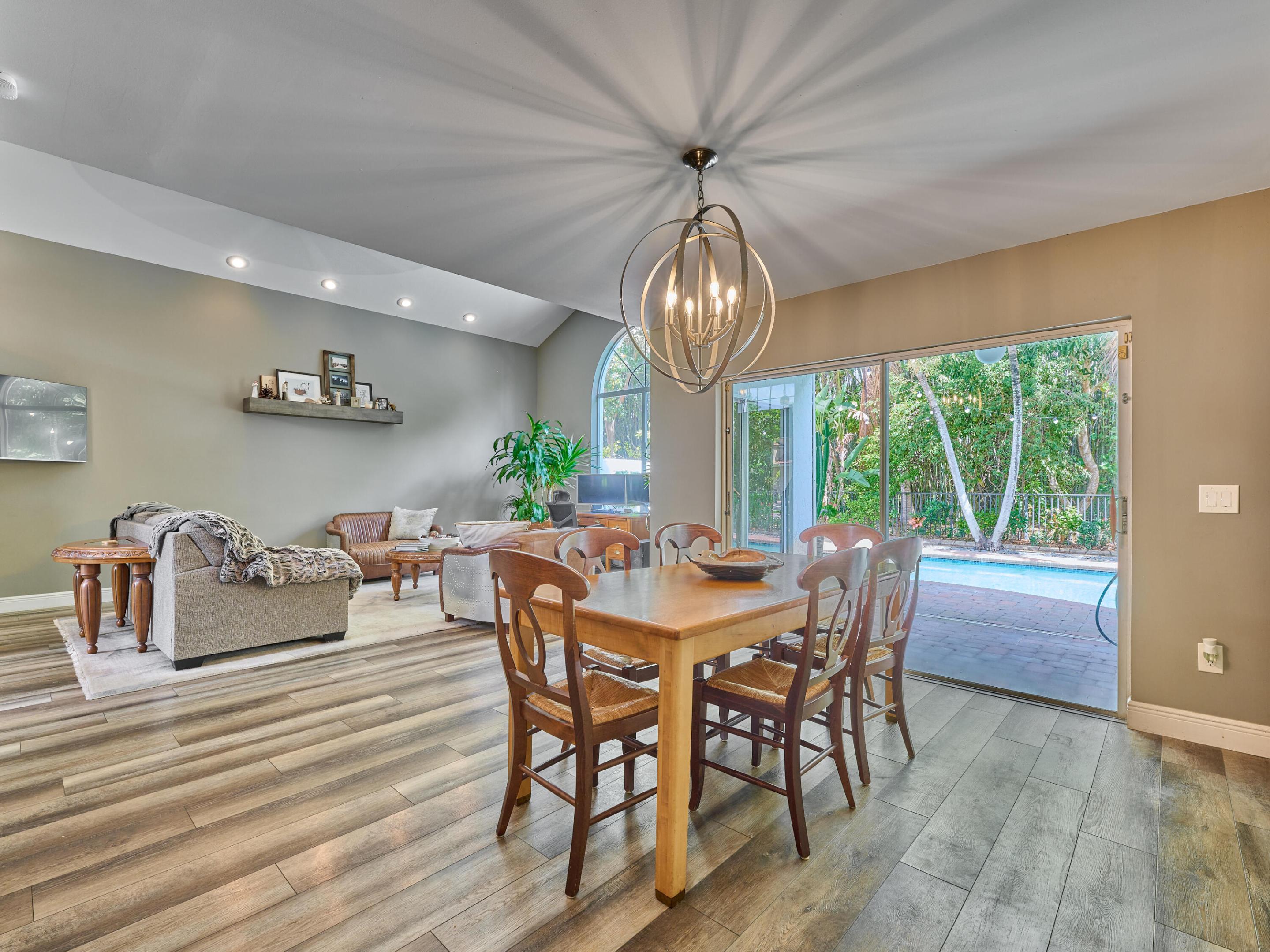 10414 Buena Ventura Drive