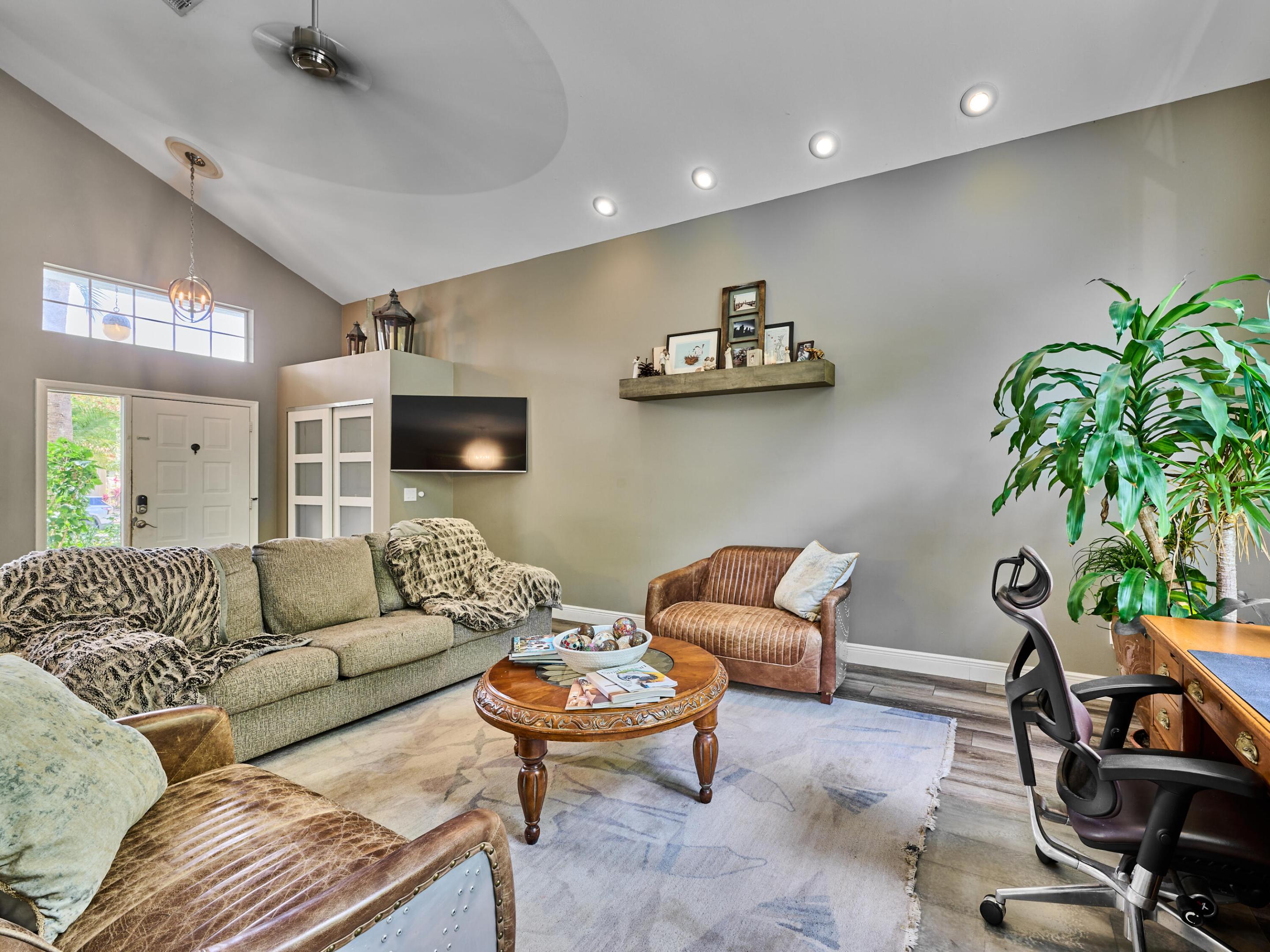 10414 Buena Ventura Drive