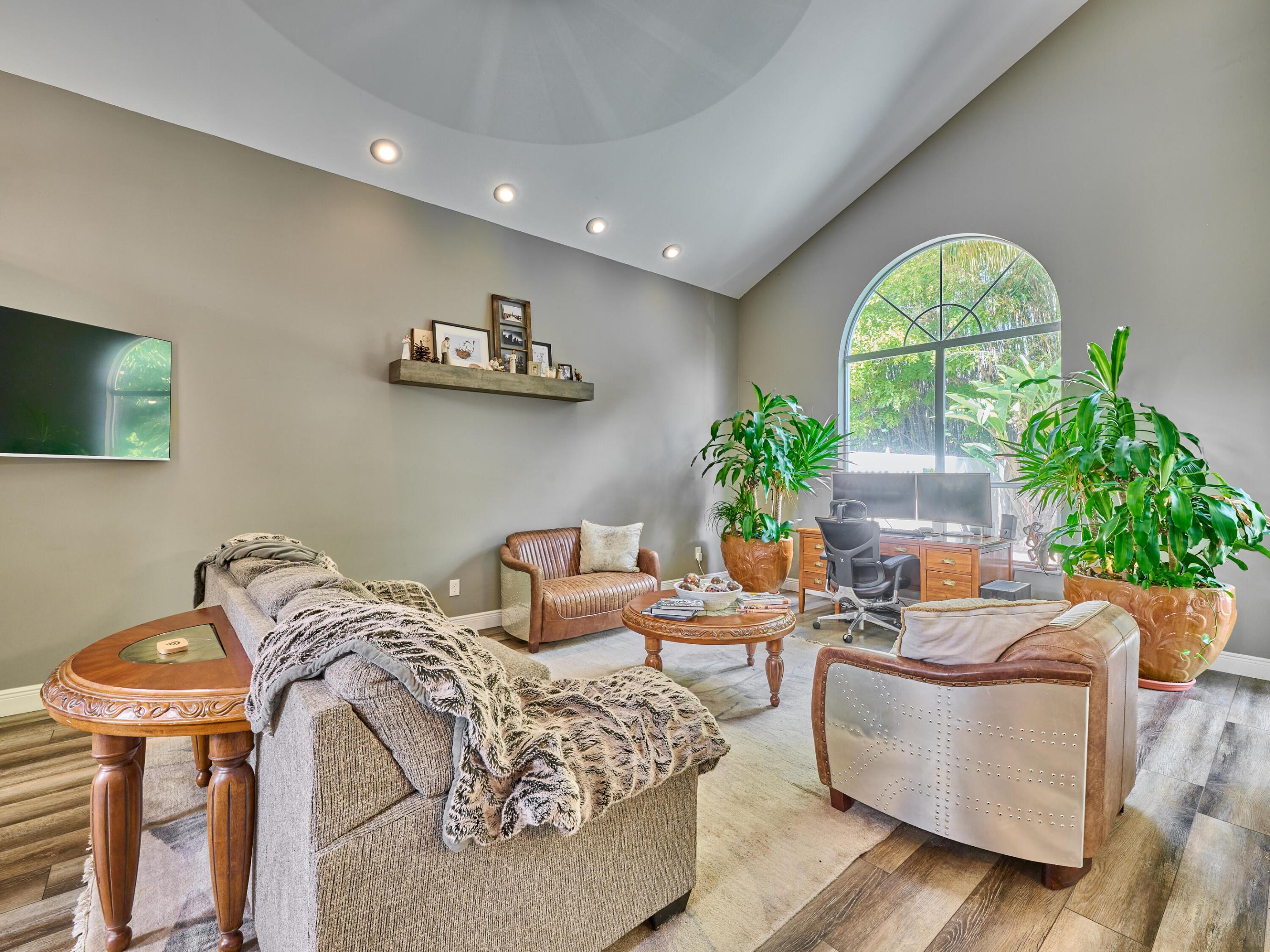 10414 Buena Ventura Drive