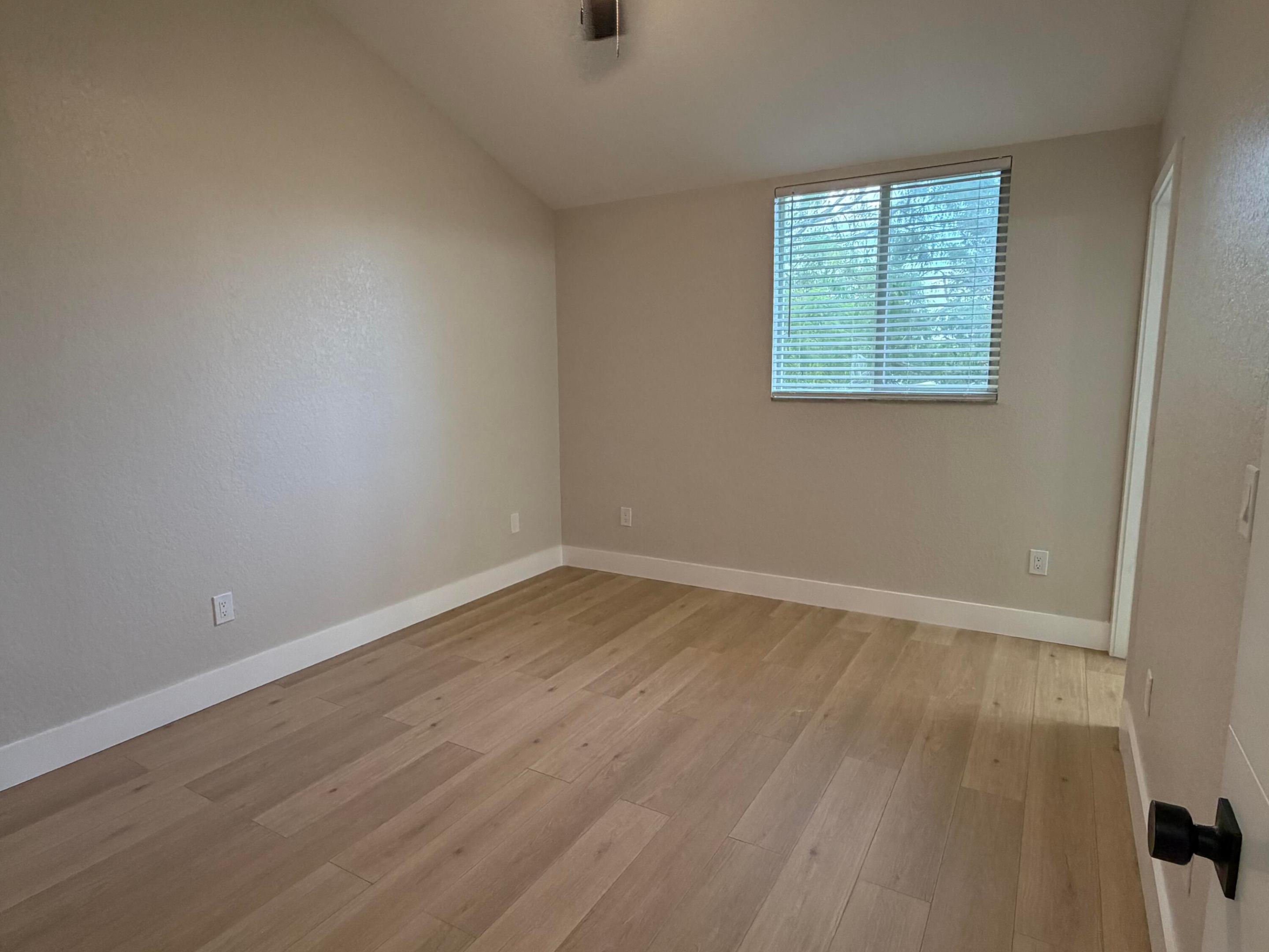 6631 Winfield Boulevard 2-6
