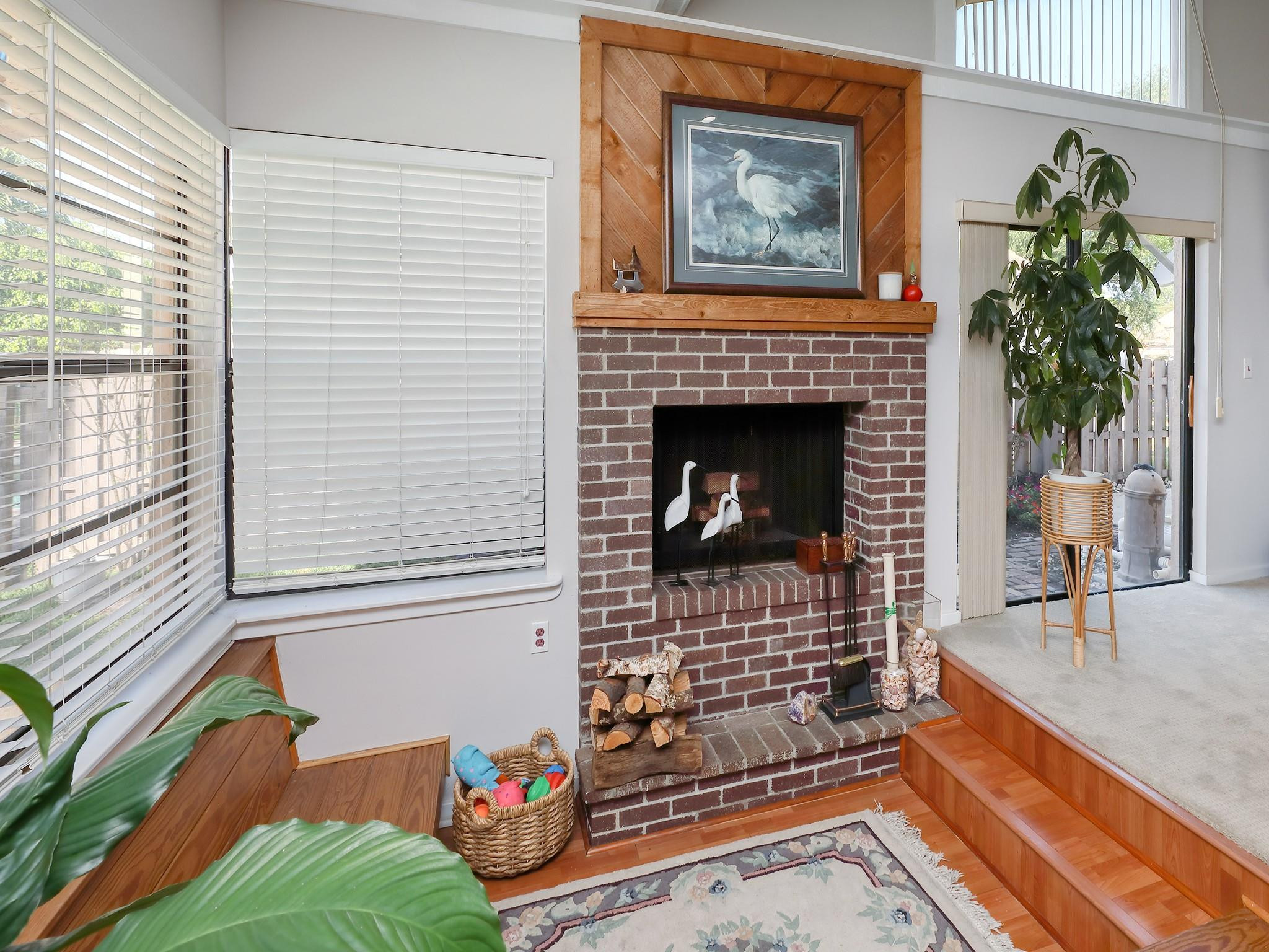 8912 Escondido Way