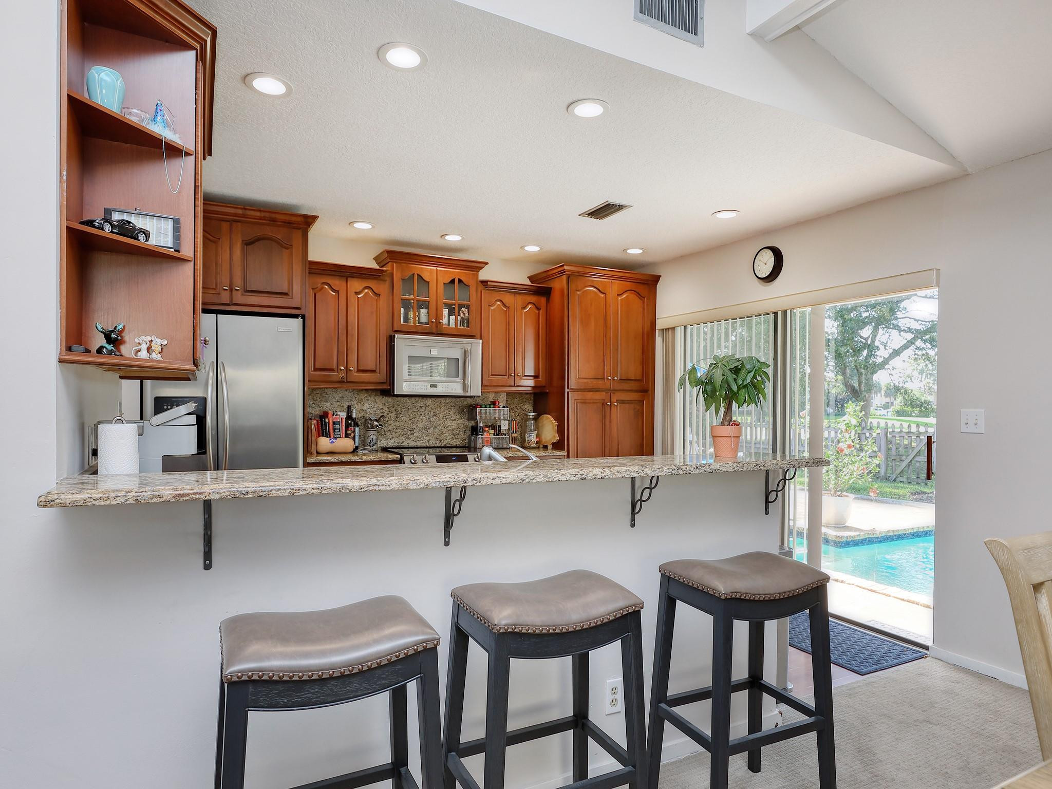 8912 Escondido Way