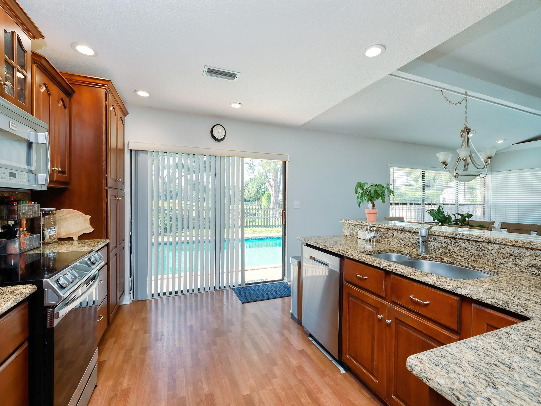 8912 Escondido Way