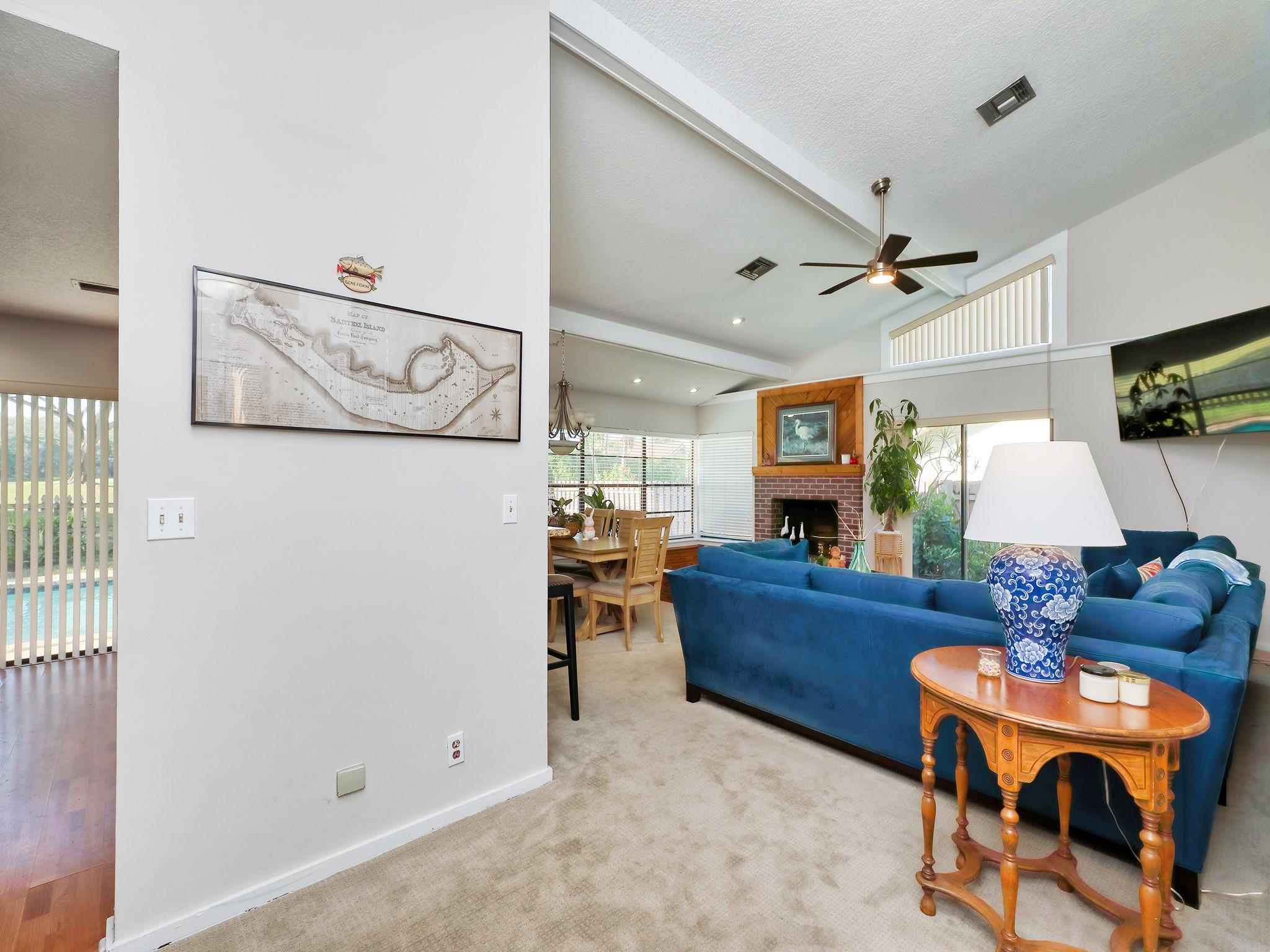 8912 Escondido Way