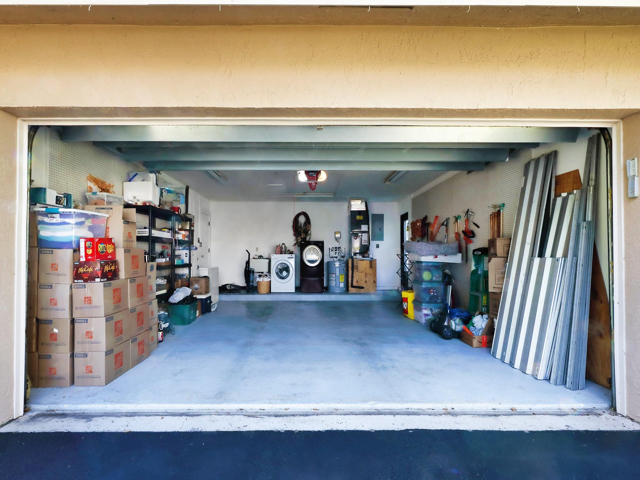 8912 Escondido Way