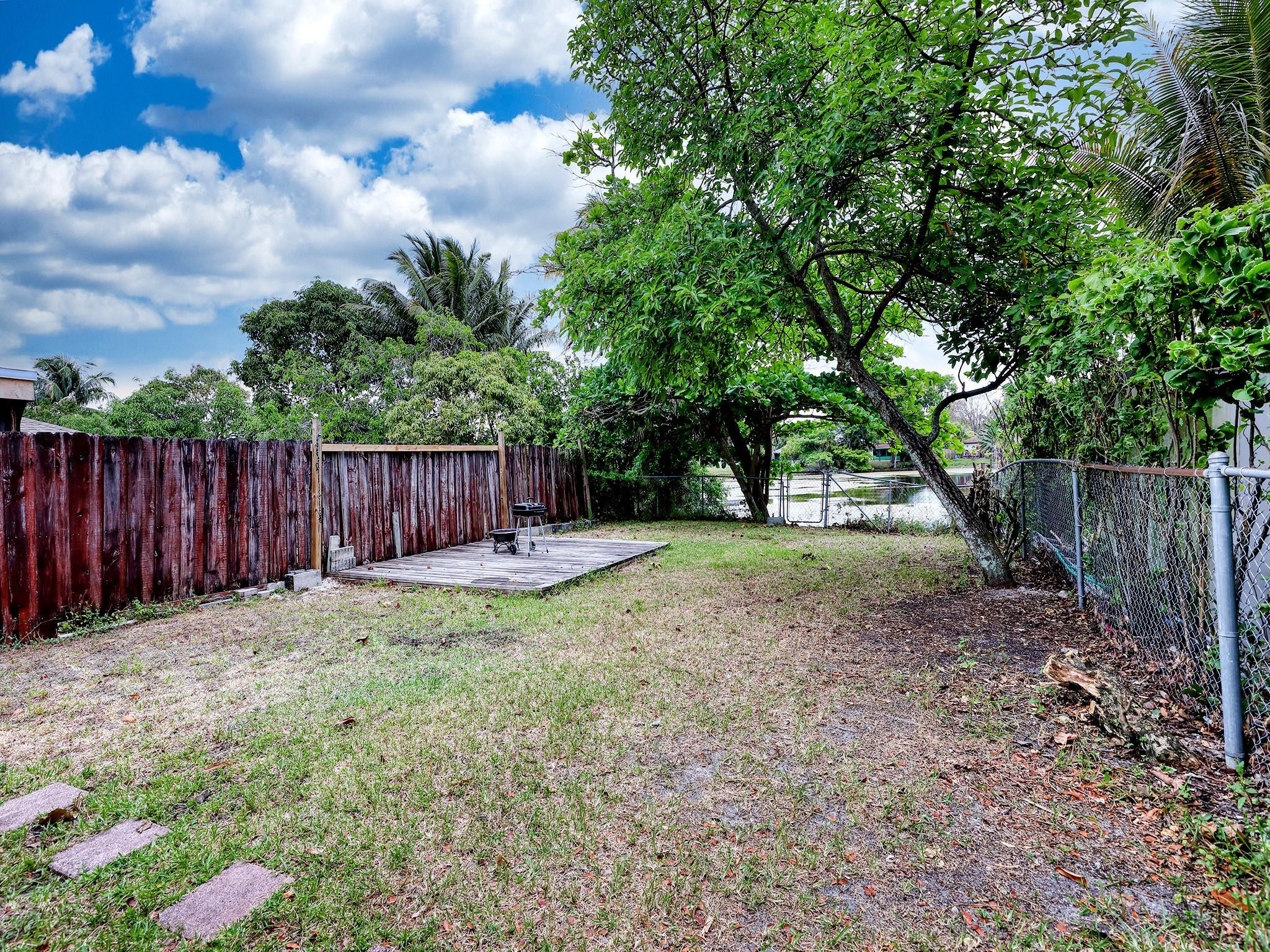 1327 SW 75th Avenue 1327