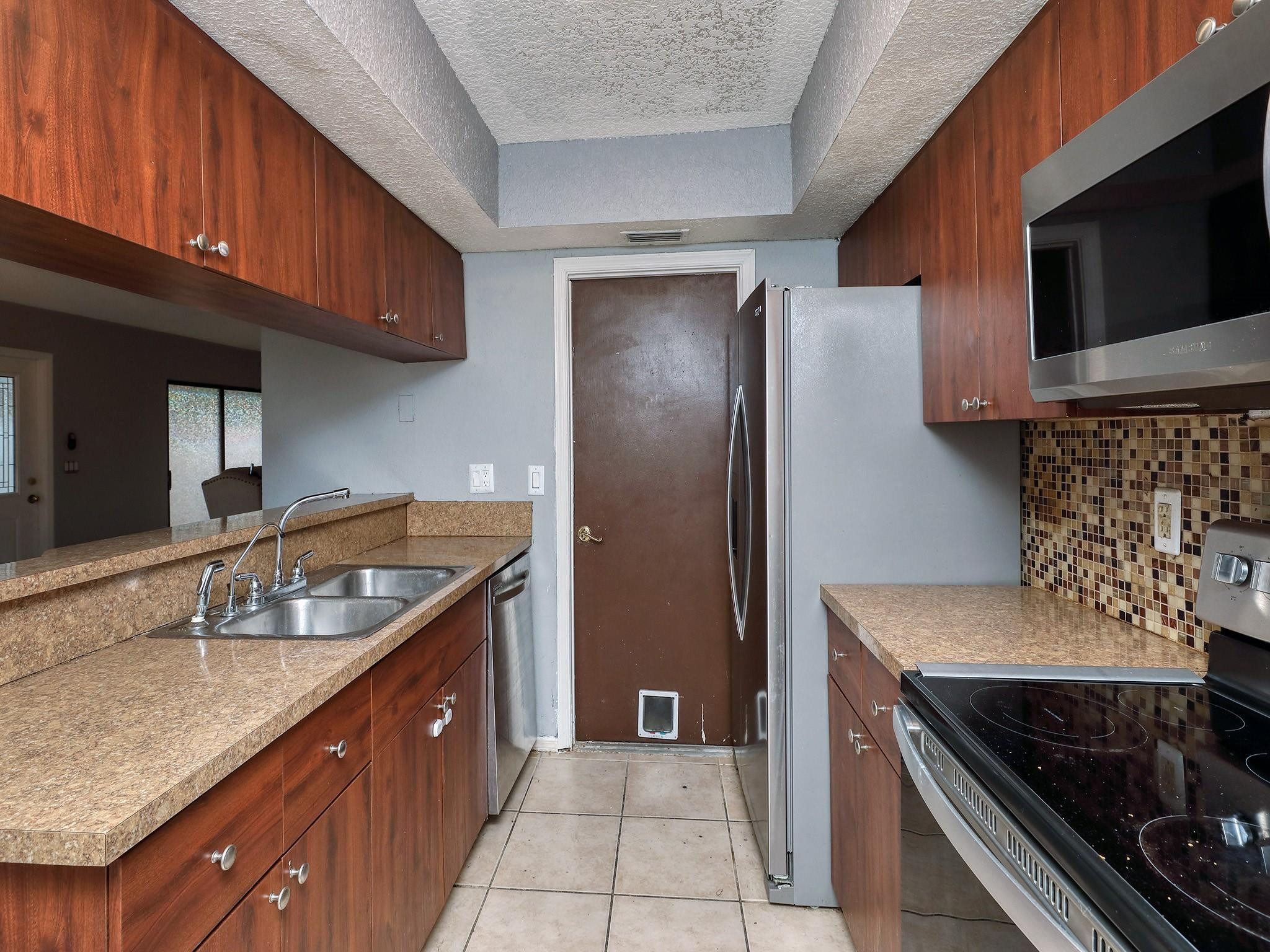 1327 SW 75th Avenue 1327