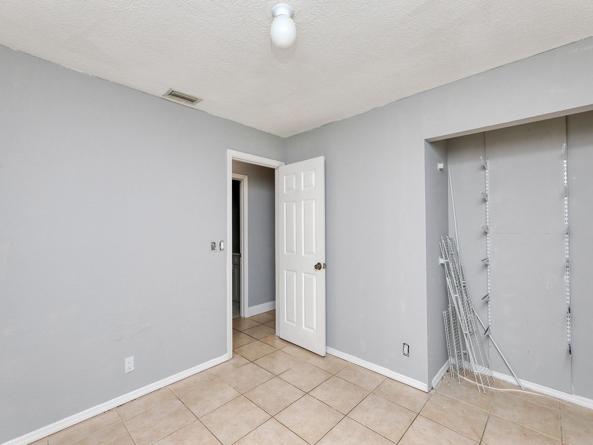 1327 SW 75th Avenue 1327