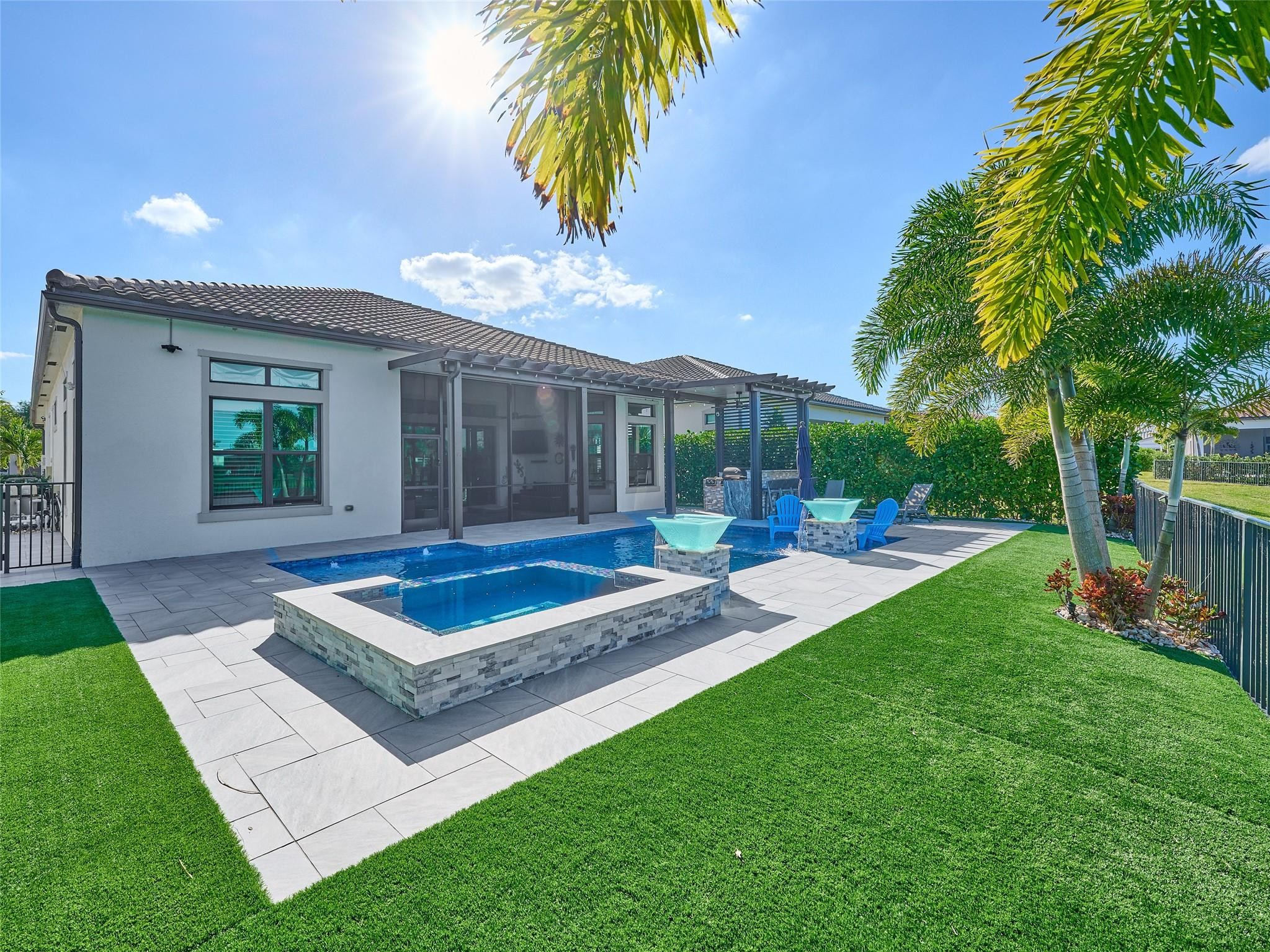 7814 Rowan Terrace