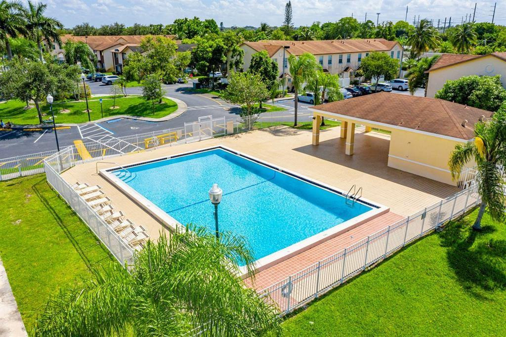 6631 Winfield Boulevard 2-6