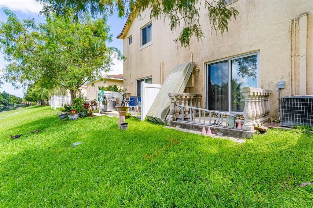 6631 Winfield Boulevard 2-6