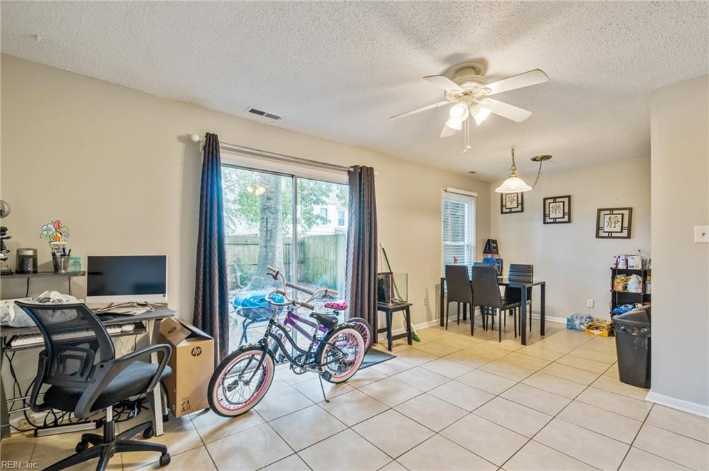 1320 Ruddy Oak CT