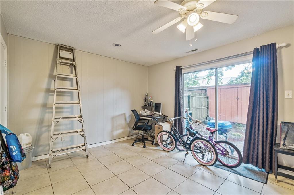 1320 Ruddy Oak CT