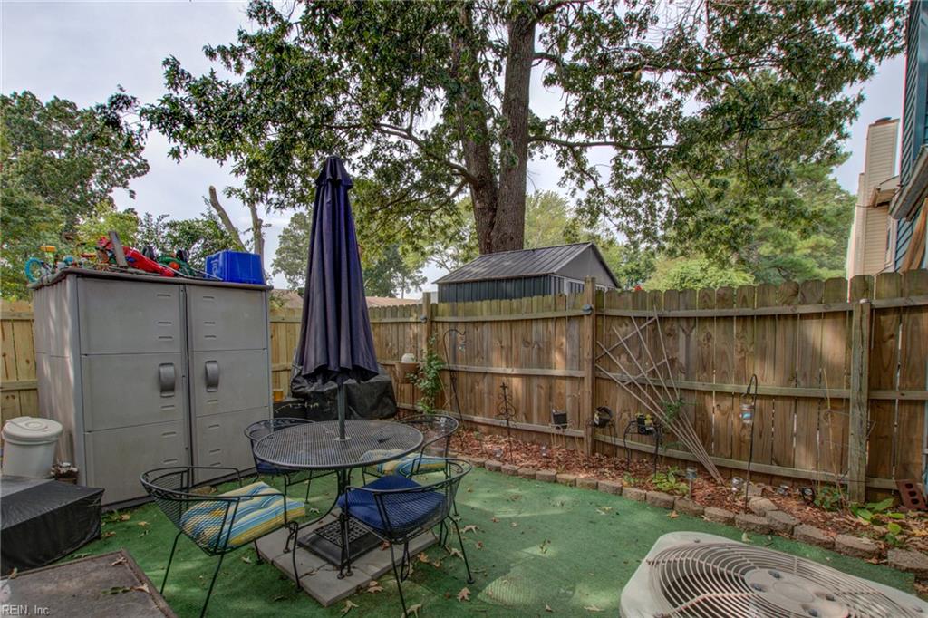 5477 Davis WAY