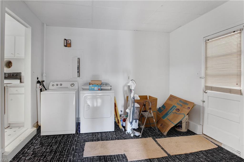 438 Maryle CT