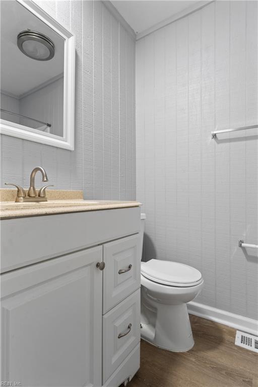 832 Quesnel DR