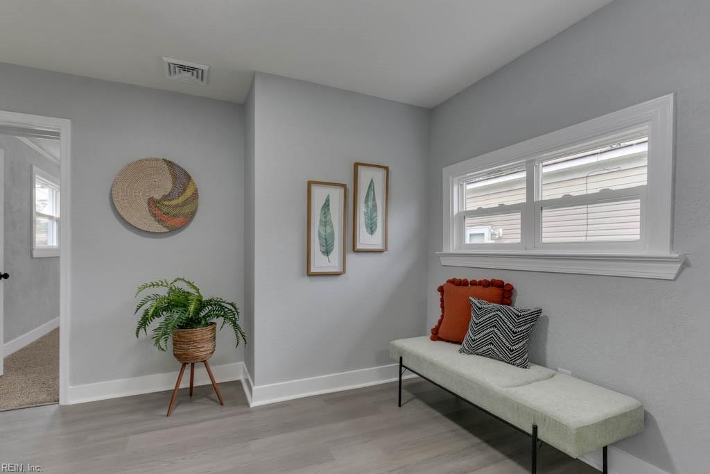 1219 Pike ST