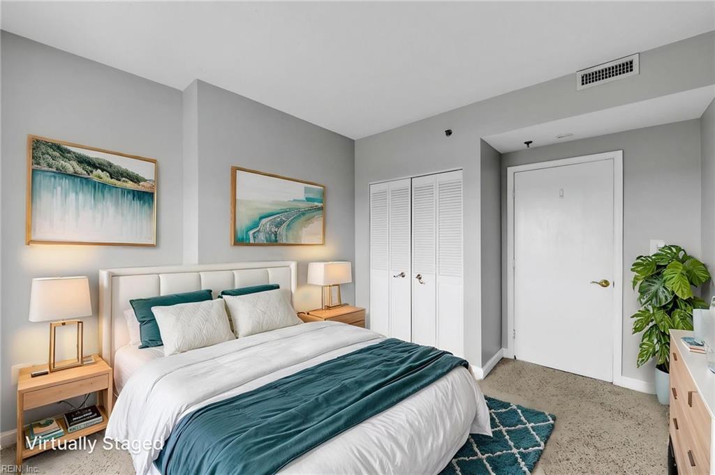 3556 Shore DR 704