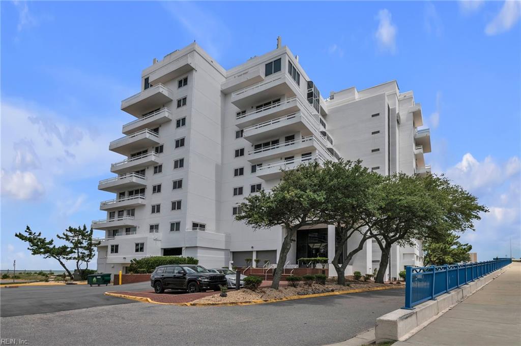 3556 Shore DR 704