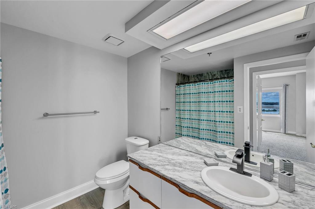 3556 Shore DR 704