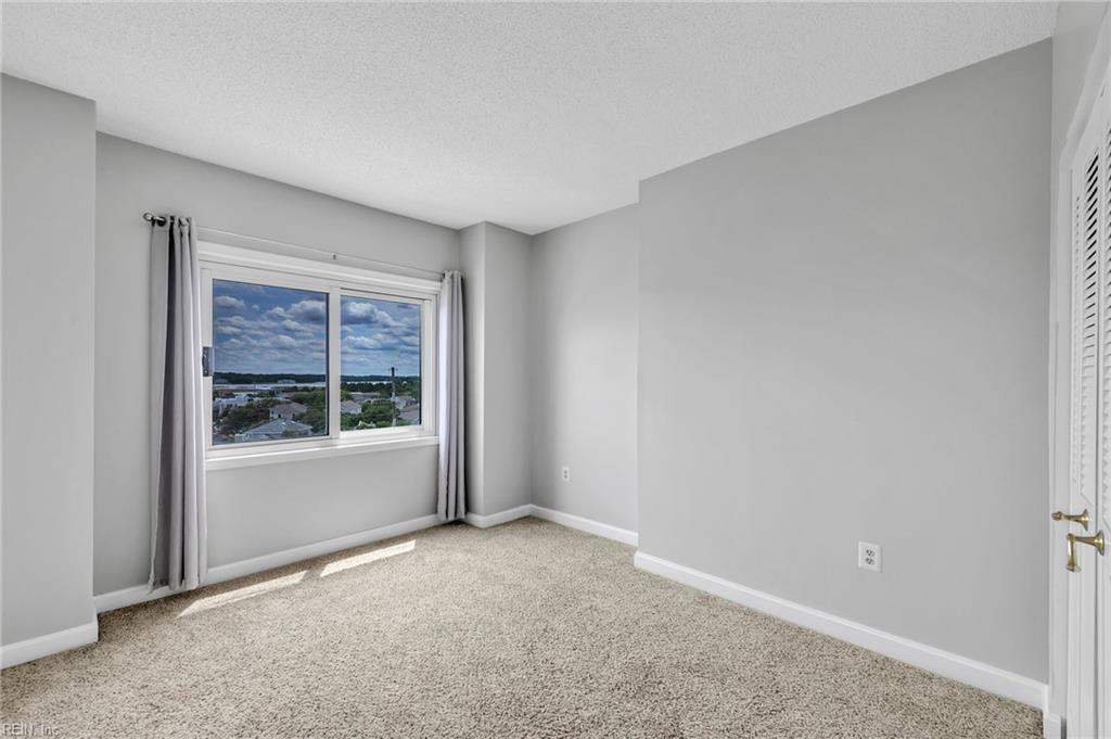 3556 Shore DR 704