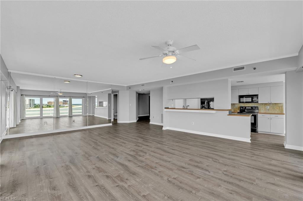 3556 Shore DR 704