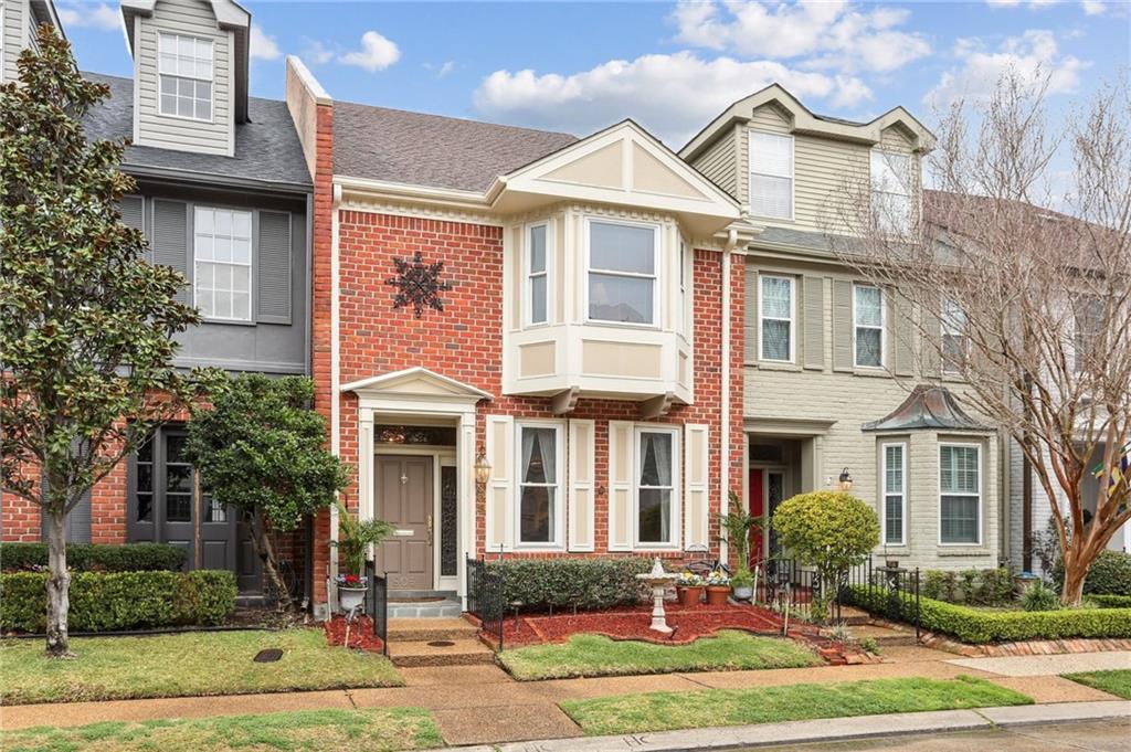 805 RUE DECATUR None