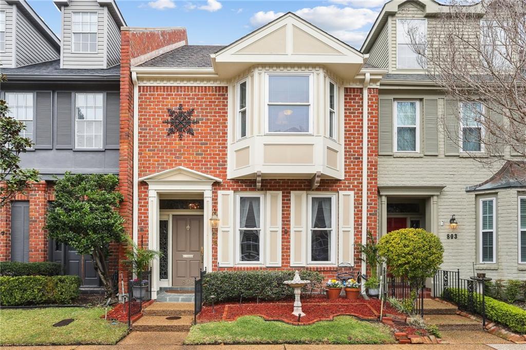 805 RUE DECATUR None