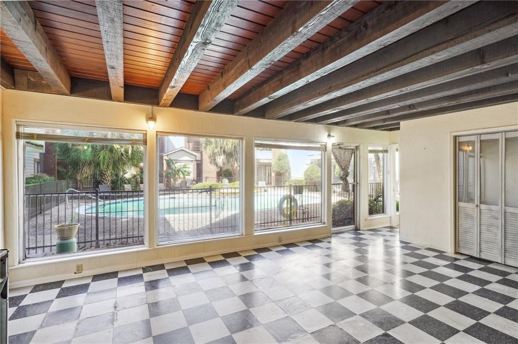 1161 LAKE Avenue 111