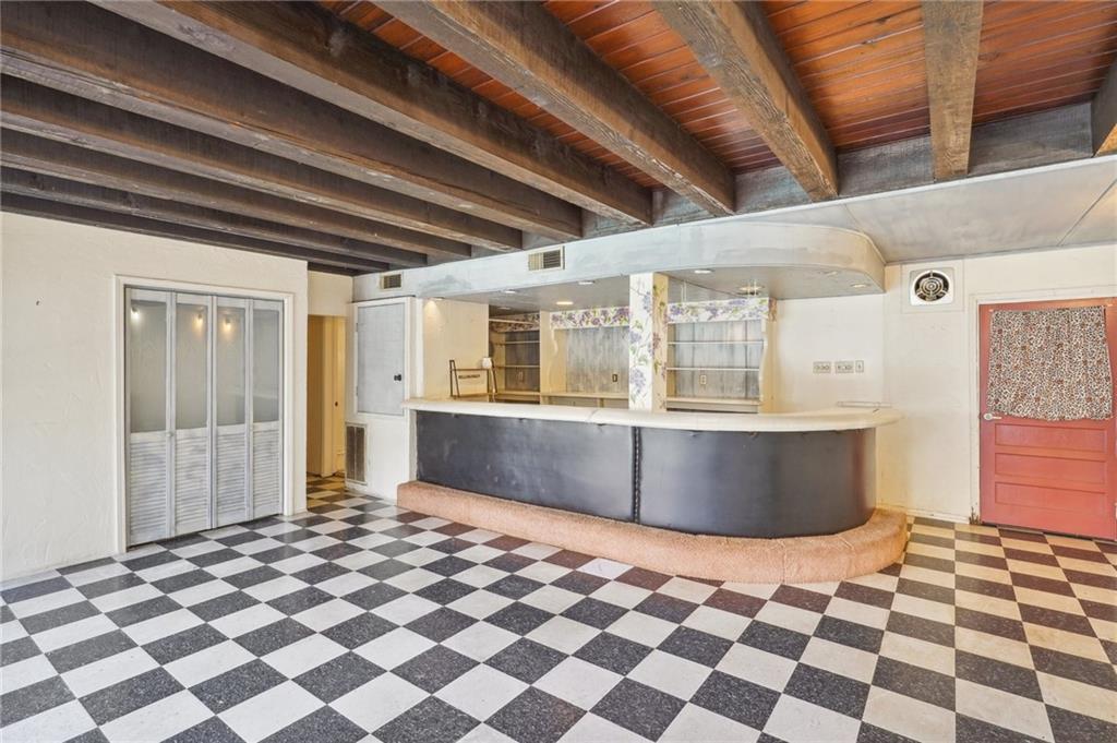 1161 LAKE Avenue 111