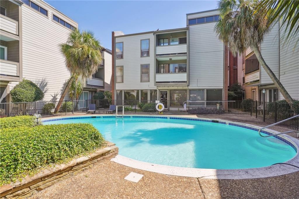 1161 LAKE Avenue 111