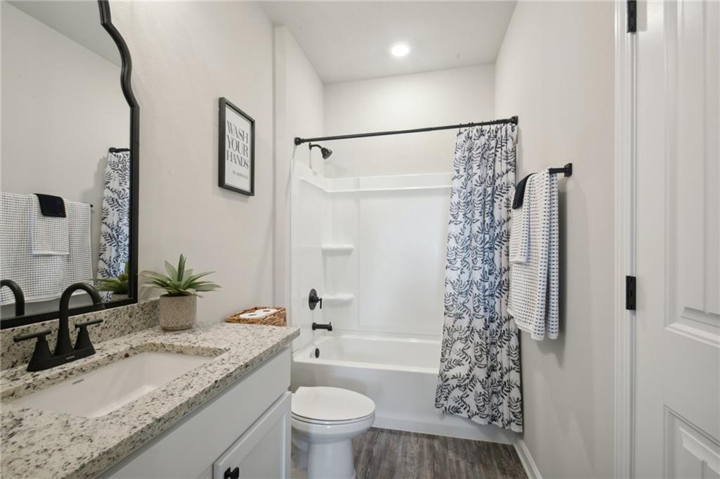 5420 WAKE RESERVE Road