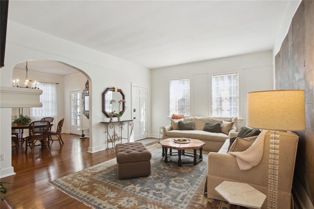 2935 ST CHARLES Avenue