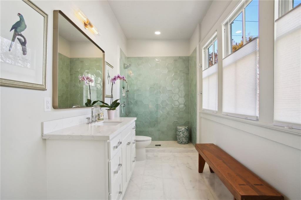 2935 ST CHARLES Avenue