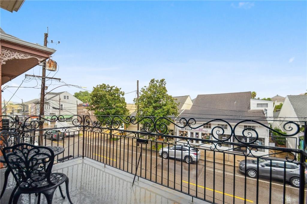 5416 MAGAZINE Street