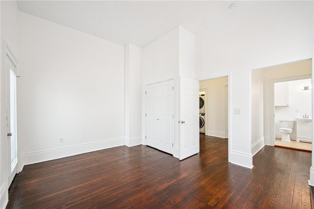 5416 MAGAZINE Street