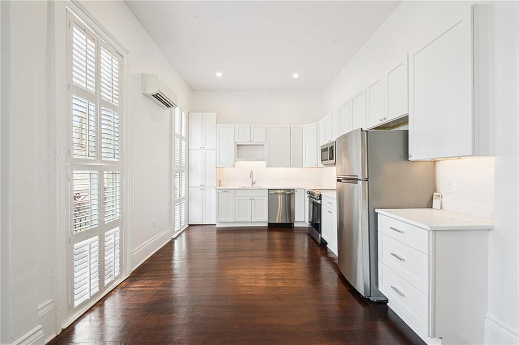 5416 MAGAZINE Street