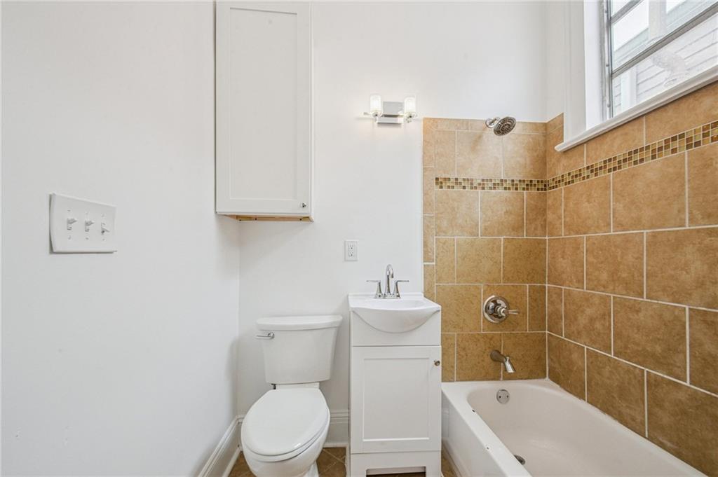 5416 MAGAZINE Street