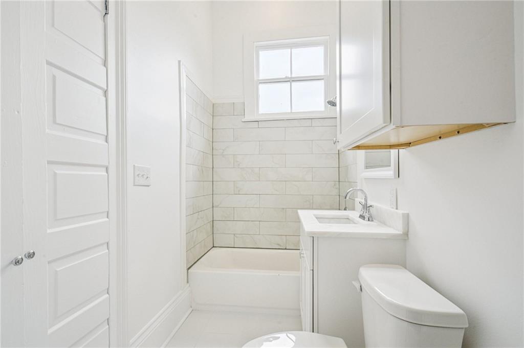 5416 MAGAZINE Street