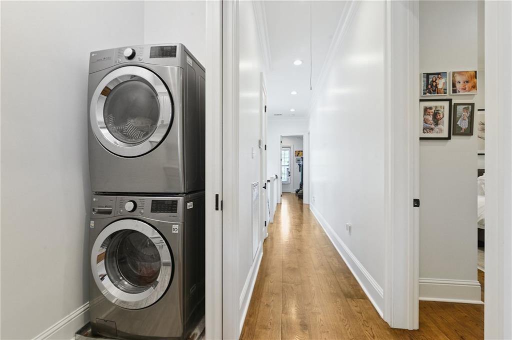 1022 UPPERLINE Street