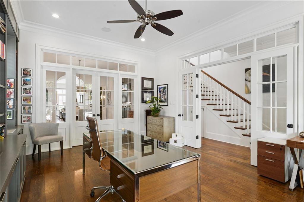 1022 UPPERLINE Street