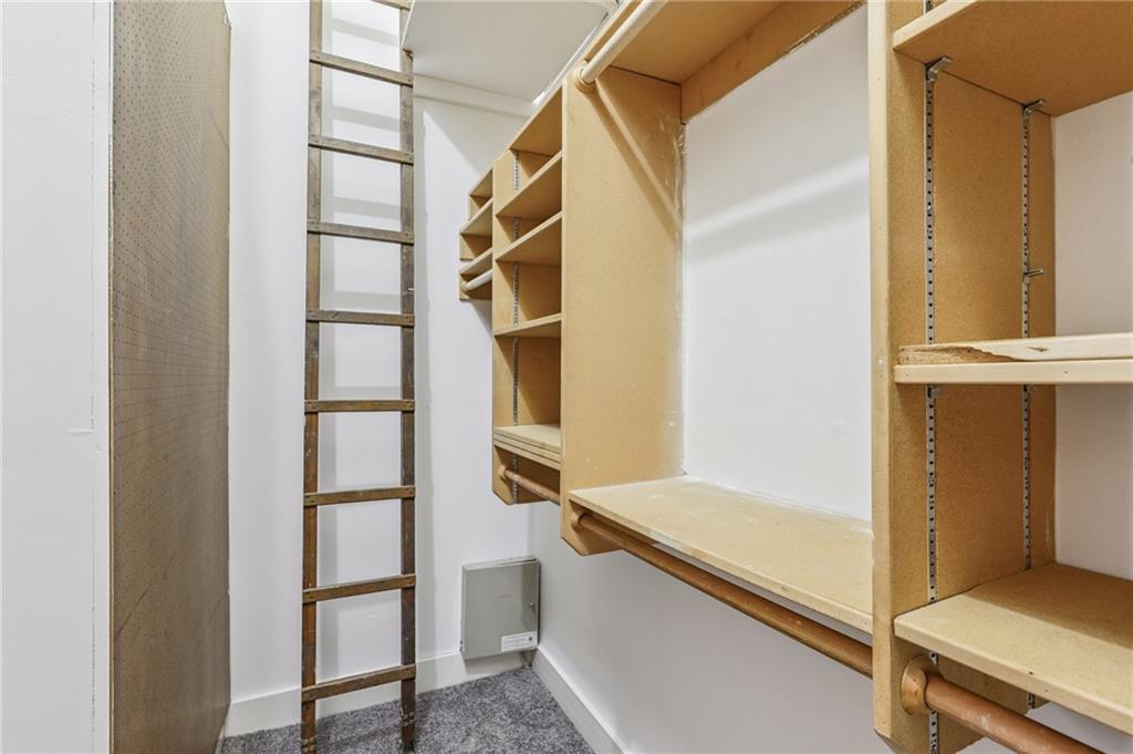 5936 ANNUNCIATION Street