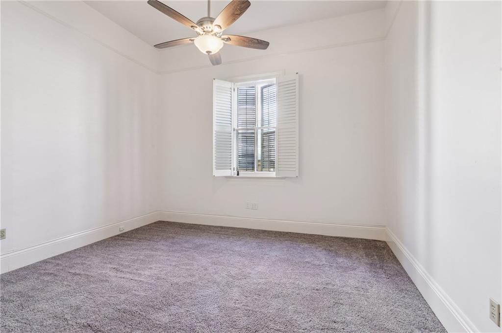 5936 ANNUNCIATION Street