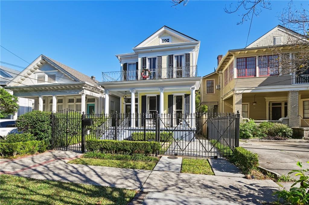 725 NASHVILLE Avenue