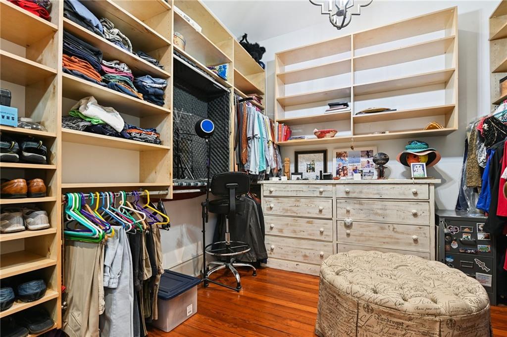 725 NASHVILLE Avenue