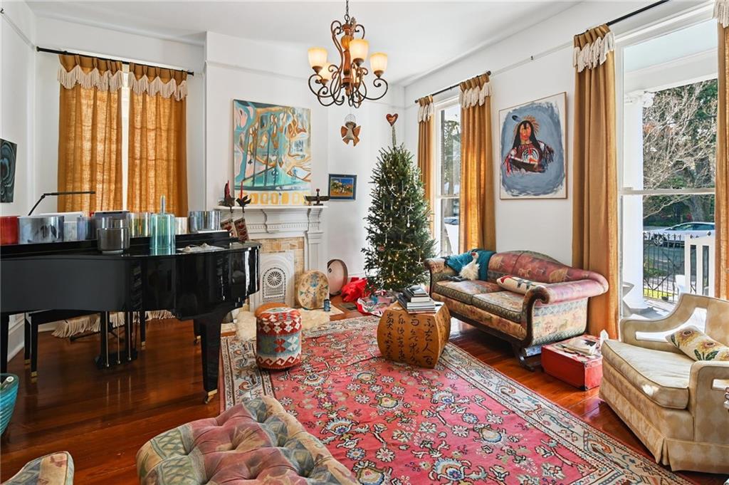 725 NASHVILLE Avenue